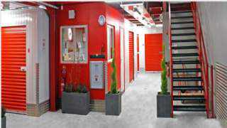 Intérieur garde meuble Aime Intérieur garde meuble Aime